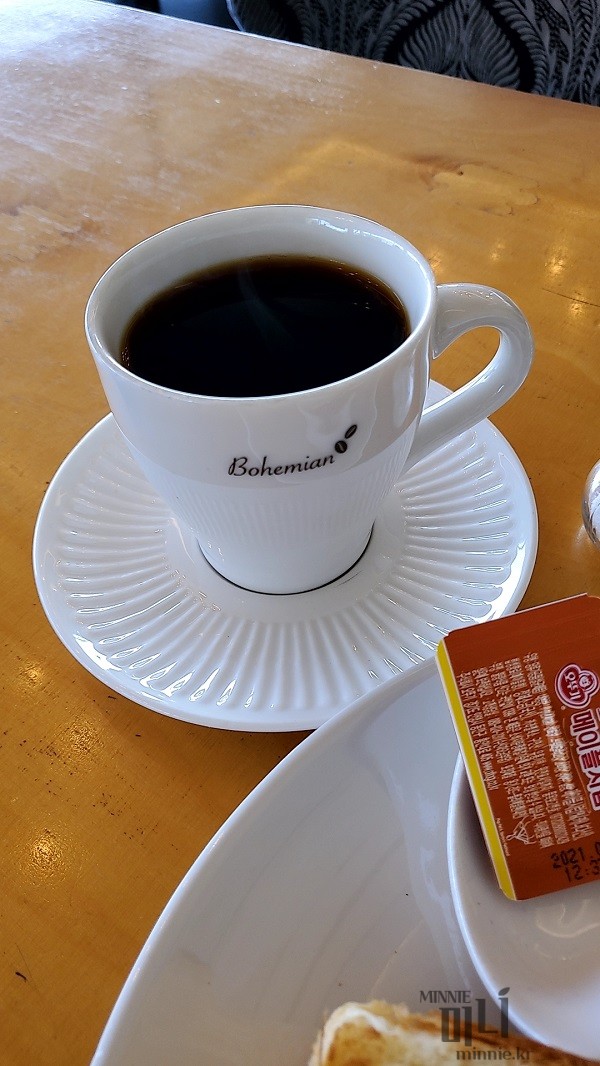 보헤미안박이추커피공장-박이추커피-핸드드립